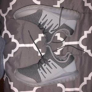 Adidas Tubular Radical dark grey